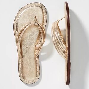 Bernardo Miami Sandals Distressed Platinum Size 9